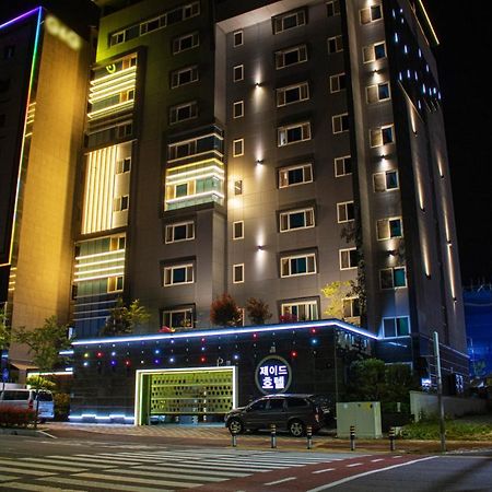 אולסן Jade Hotel מראה חיצוני תמונה