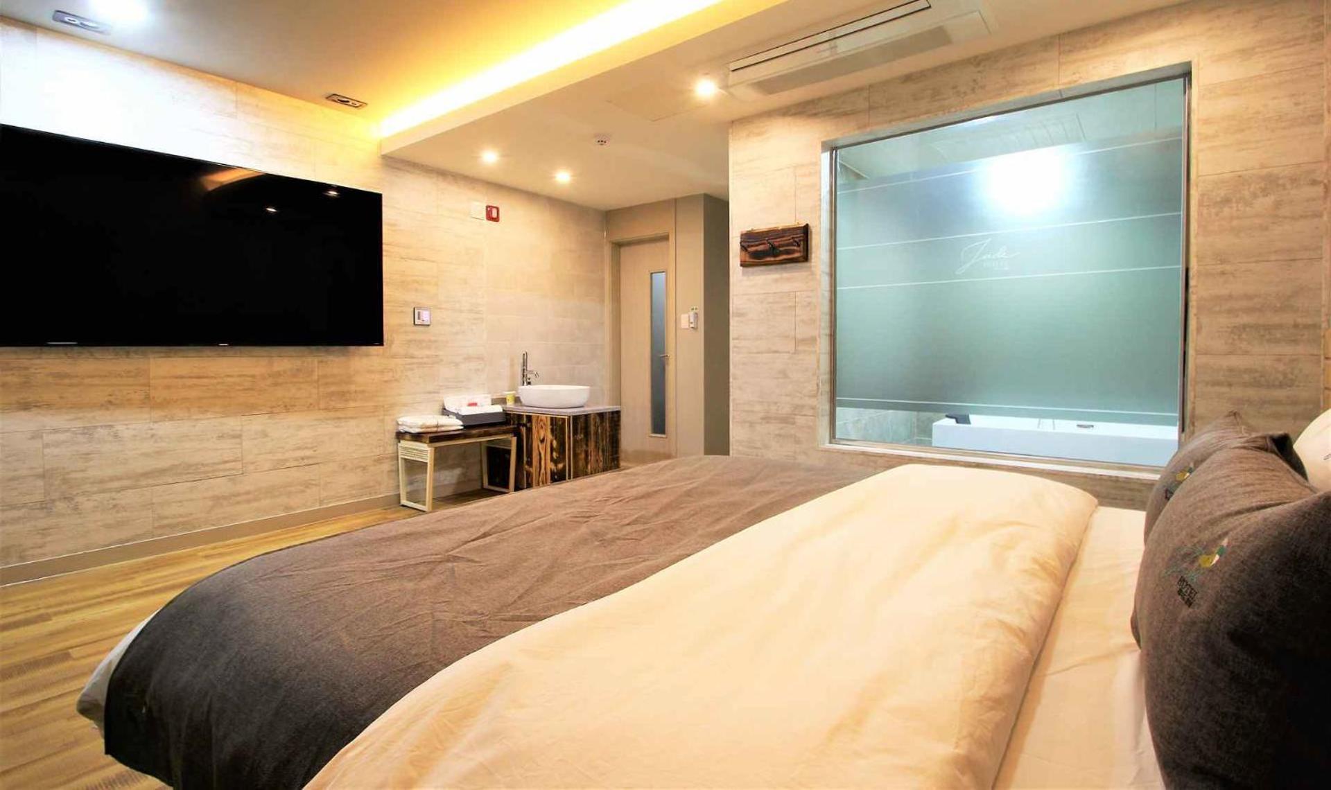 אולסן Jade Hotel מראה חיצוני תמונה